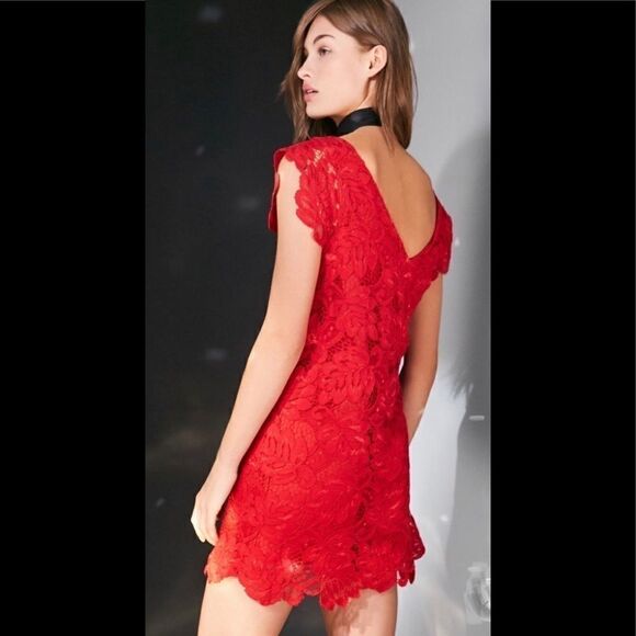 New. BB DAKOTA Jacqueline lace mini dress. NWT - Picture 6 of 9